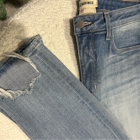 L'AGENCE HARMON HIGH-RISE SLIM PANT IN BLUE. Size 28 - Picture 7 of 12